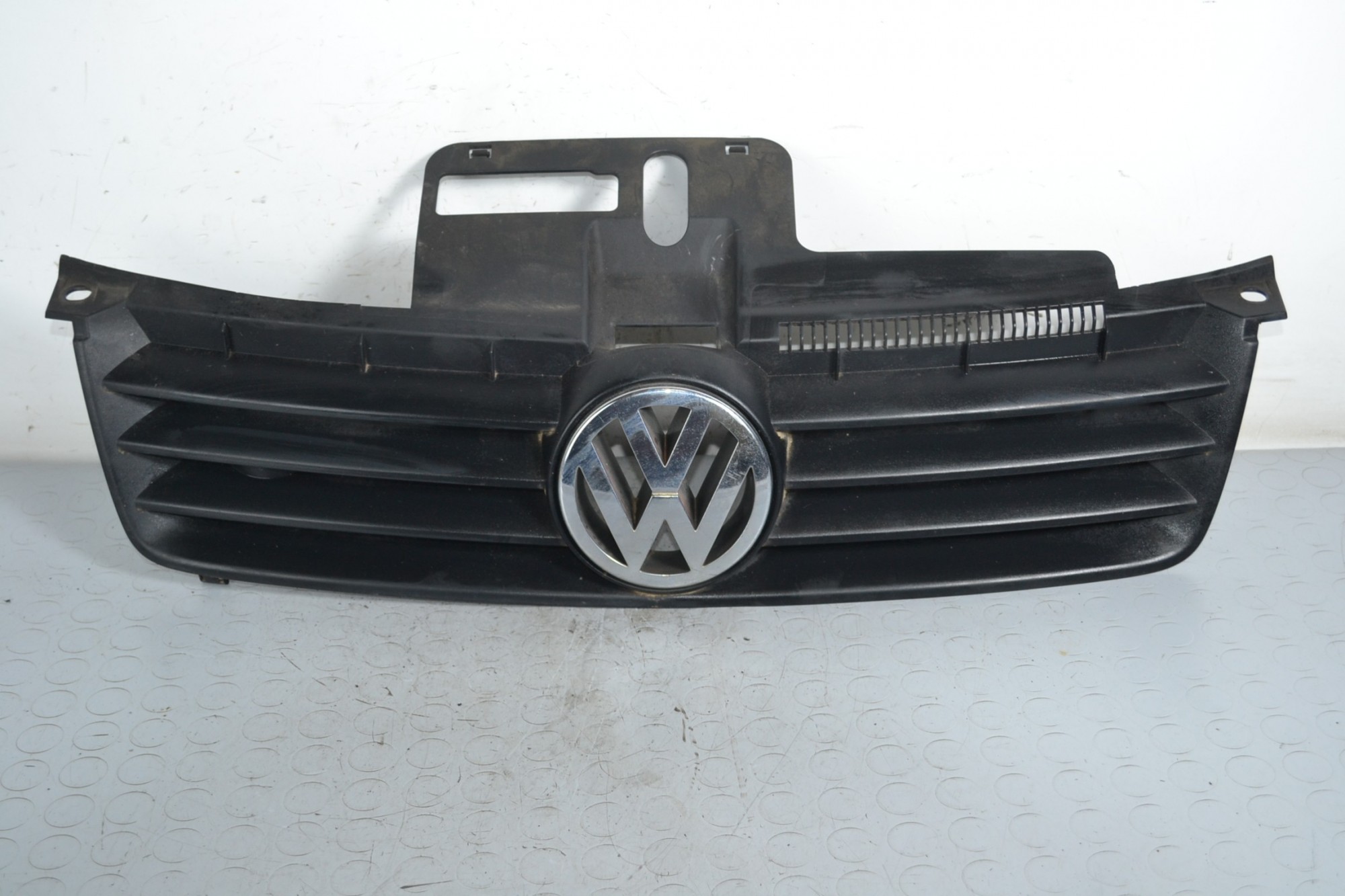 Griglia Anteriore Volkswagen Polo 9N dal 2001 al 2005 Cod 600853651  1645454006711