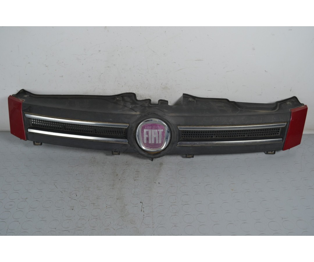 Griglia Anteriore Fiat Panda dal 2003 al 2012 Cod 735353899  1645804742757