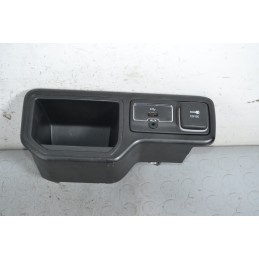 Porta Ingresso USB + Aux Jeep Renegade dal 2014 in poi Cod 735665553  1646208141733