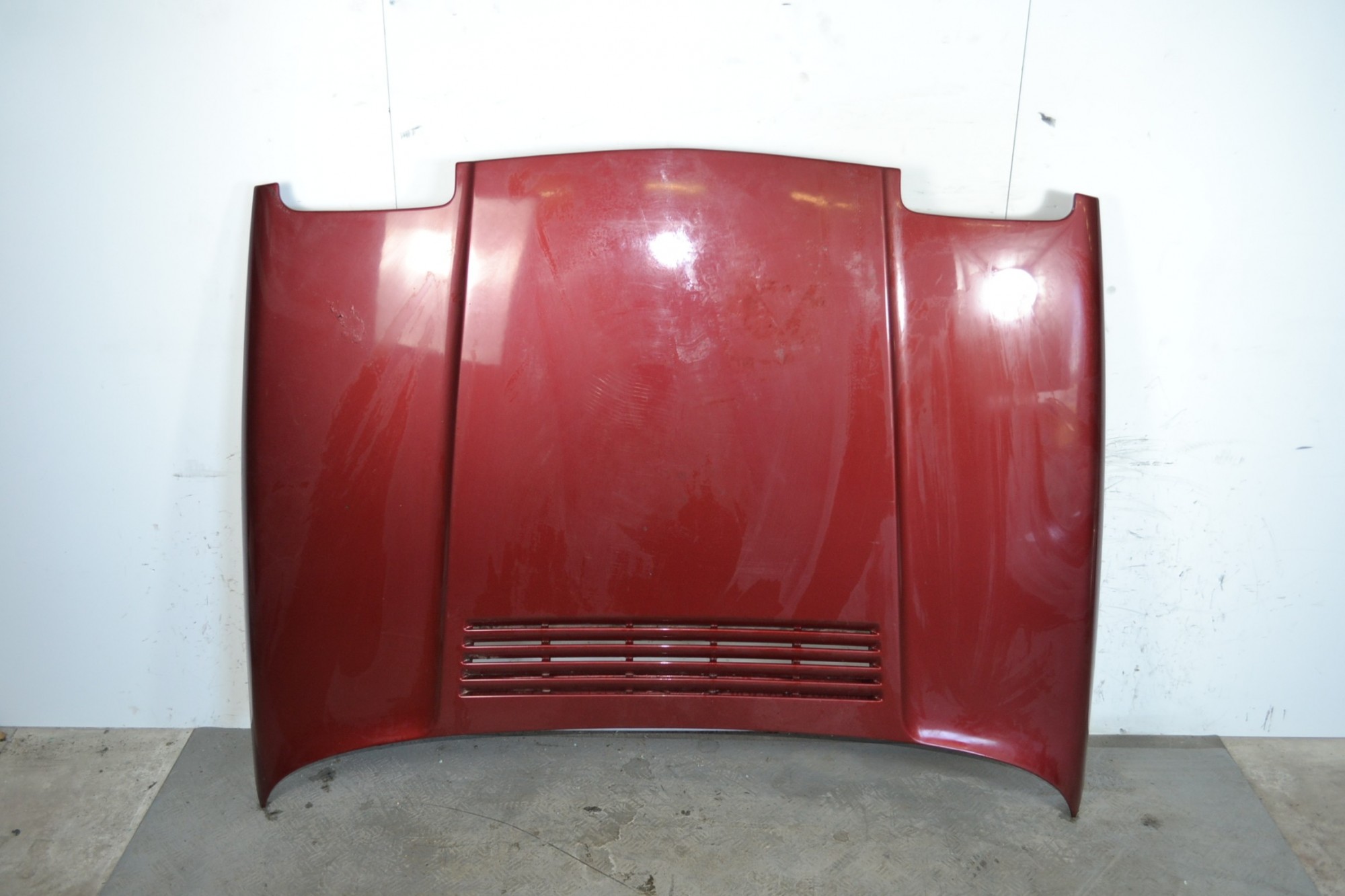 Cofano anteriore Volvo 480 Dal 1986 al 1995 Colore rosso  1646230852379