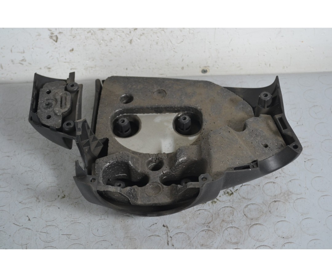 Modanatura inferiore del volante Fiat Grande Punto Dal 2005 al 2012 Cod 735335733  1647006839037