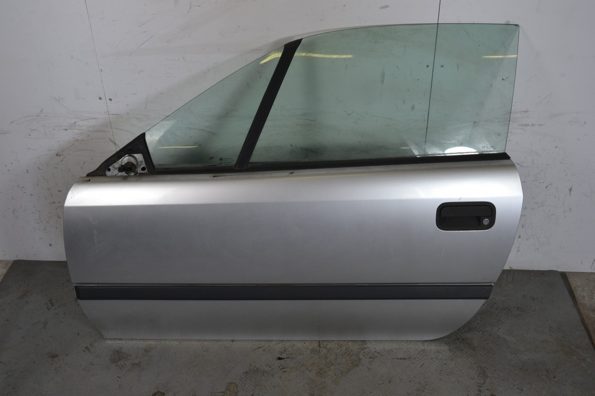 Portiera sportello sinistro SX Opel Calibra Dal 1989 al 1997 Colore grigio  1647268867793