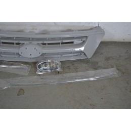 Griglia anteriore e logo KIA Kia Carnival Dal 2005 al 2014 Cod 863504D001  1647338991373