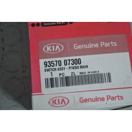 Pulsantiera Alzacristalli Anteriore SX Kia Picanto dal 2004 al 2011 Cod 9357007300  1647593690196