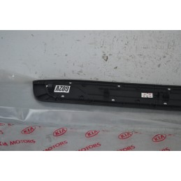 Battitacco Anteriore Sx Kia Sorento BL dal 2002 al 2009 Cod 858812P100VA  1647875343703