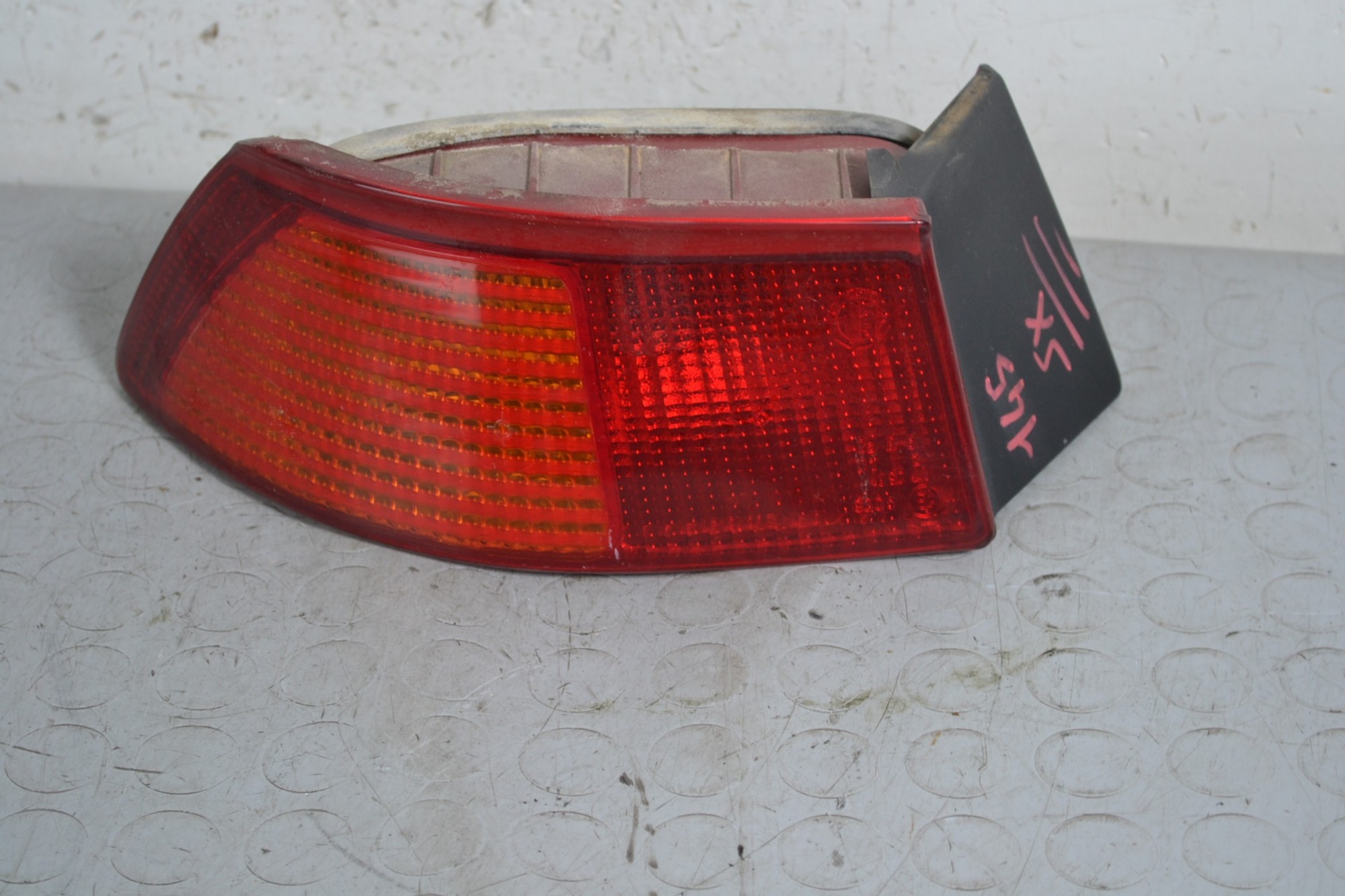 Fanale Stop Posteriore Esterno SX Alfa Romeo 145 dal 1994 al 2001 Cod 36390748  1647942981029