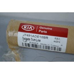 Modanatura Portellone Posteriore Kia Ceed Dal 2019 al 2022 Cod J7491ADE10BR  1647955989197