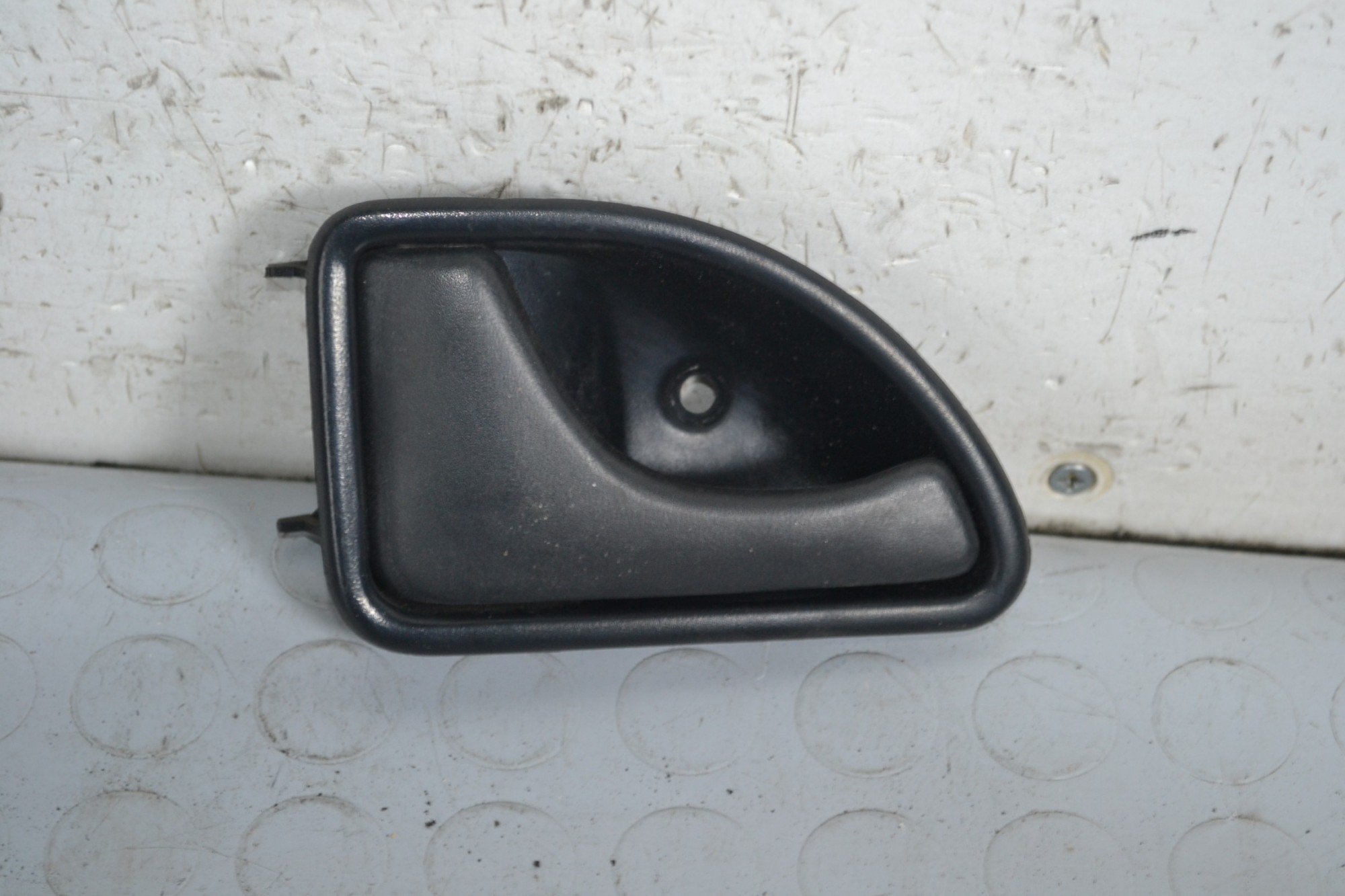 Maniglia Interna Anteriore SX Renault Kangoo dal 1997 al 2007 Cod 7700820523  1648712847521