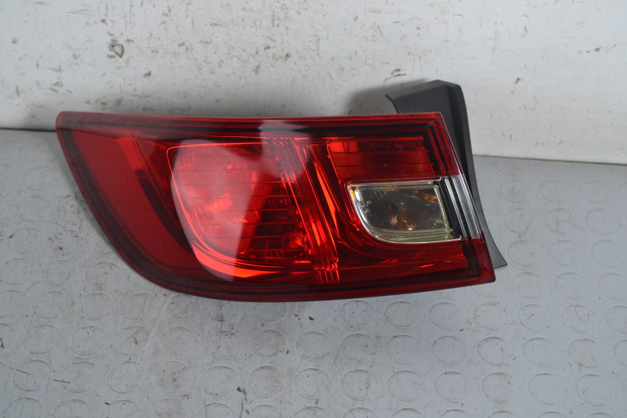 Fanale Stop Posteriore Esterno SX Renault Clio IV dal 2012 al 2021 Cod 265554091R  1649257438137