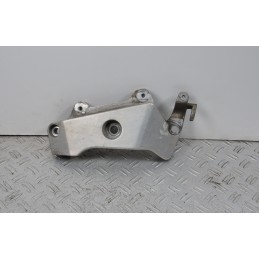 Staffa Supporto Pedana Sinistra Honda Hornet 600 dal 1998 al 2000  1649409275290