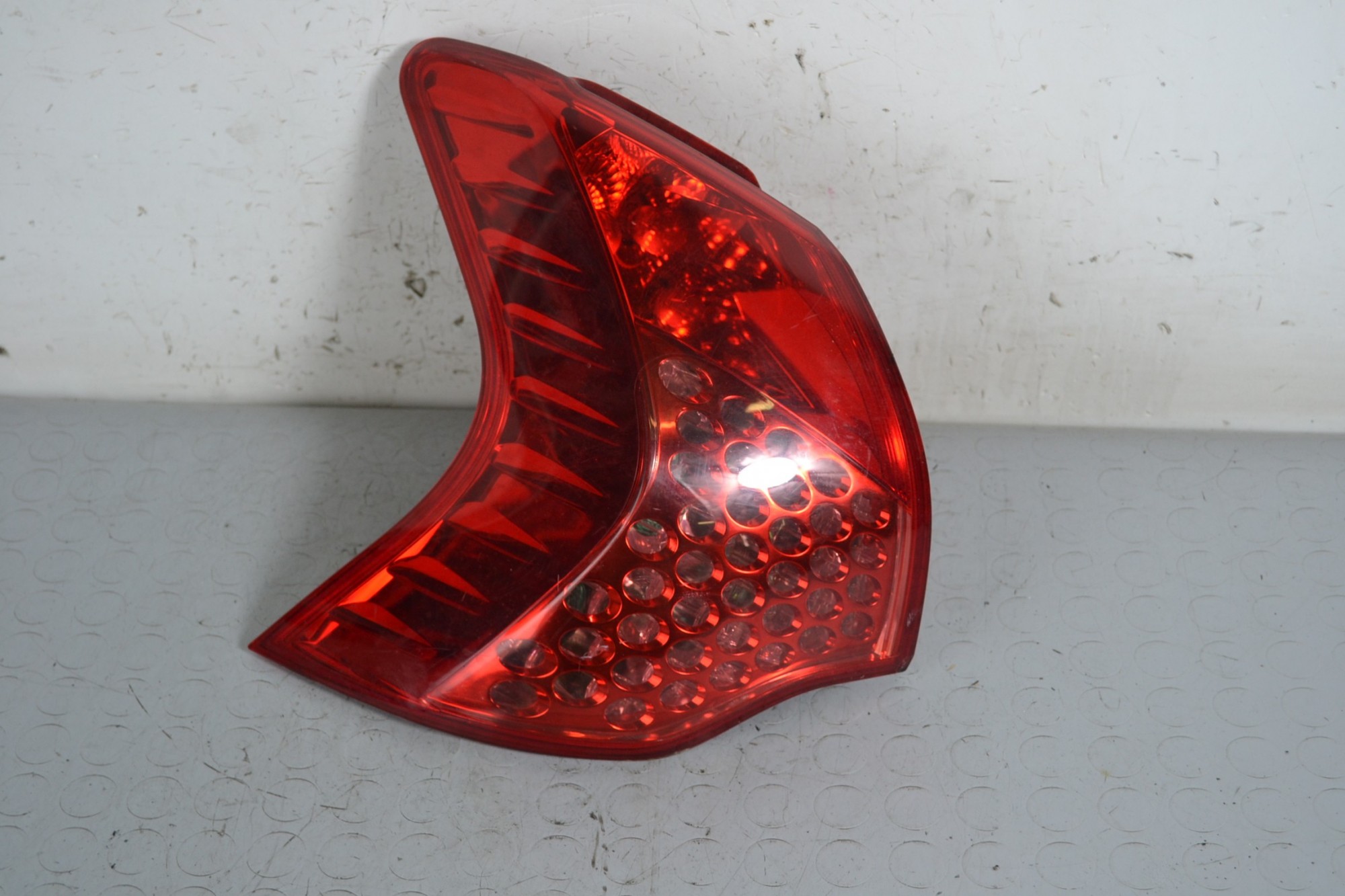 Fanale Stop Posteriore SX Peugeot 3008 dal 2009 al 2013 Cod 9683460880  1650354253103