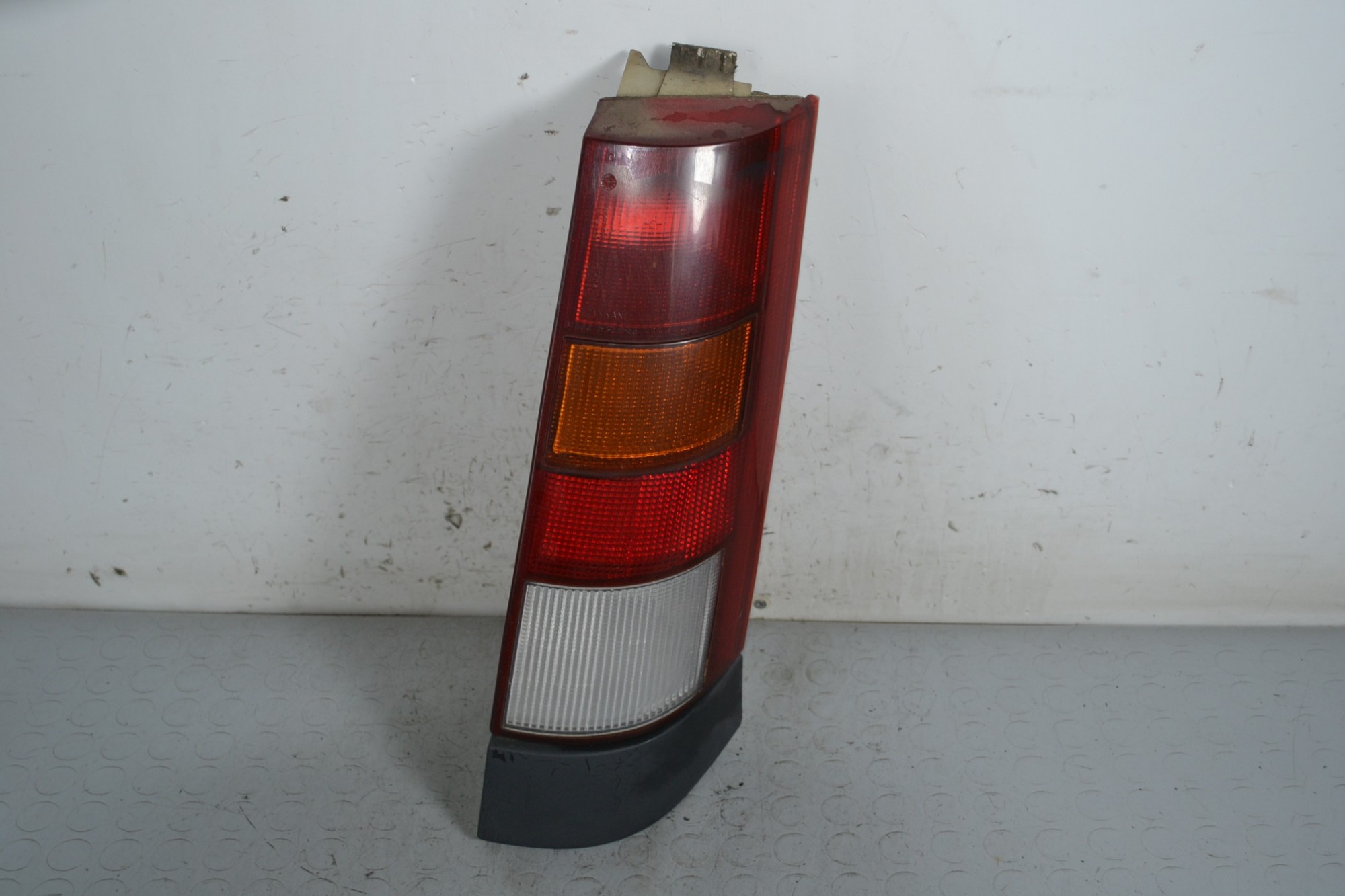 Fanale stop posteriore DX Renault Supercinque 5 Dal 1984 al 1996  1650377942084