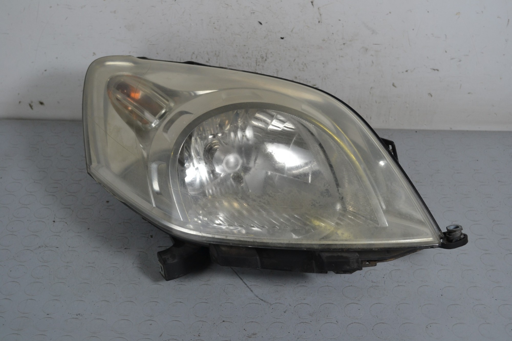 Faro Anteriore DX Fiat Fiorino dal 2007 in poi Cod 45560393  1650551516629
