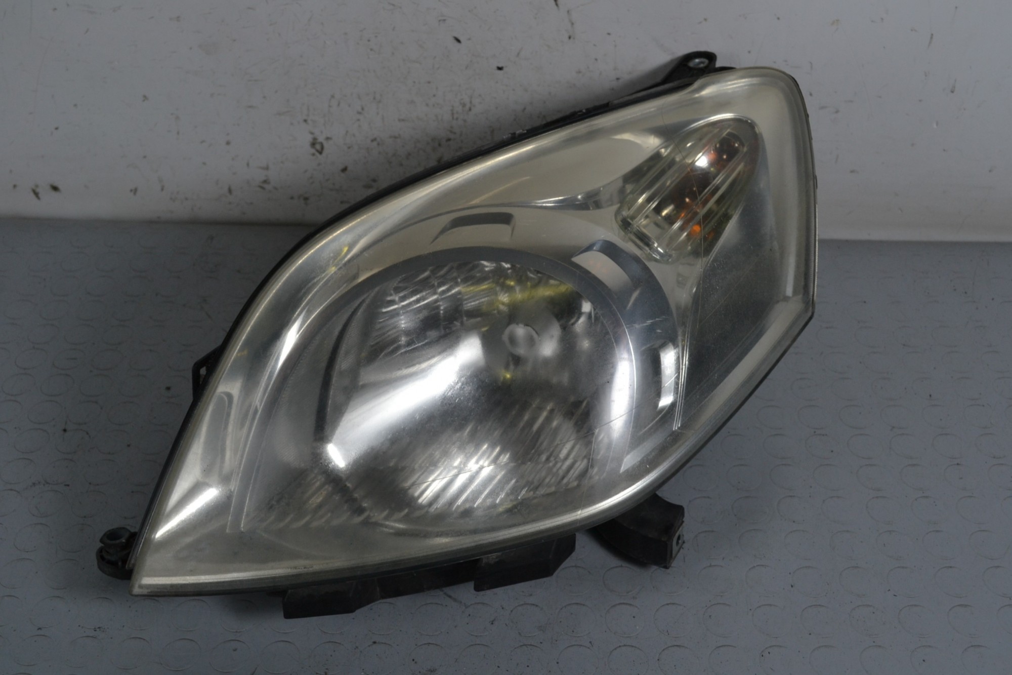 Faro Anteriore SX Fiat Fiorino dal 2007 in poi Cod 45570383  1650551729852