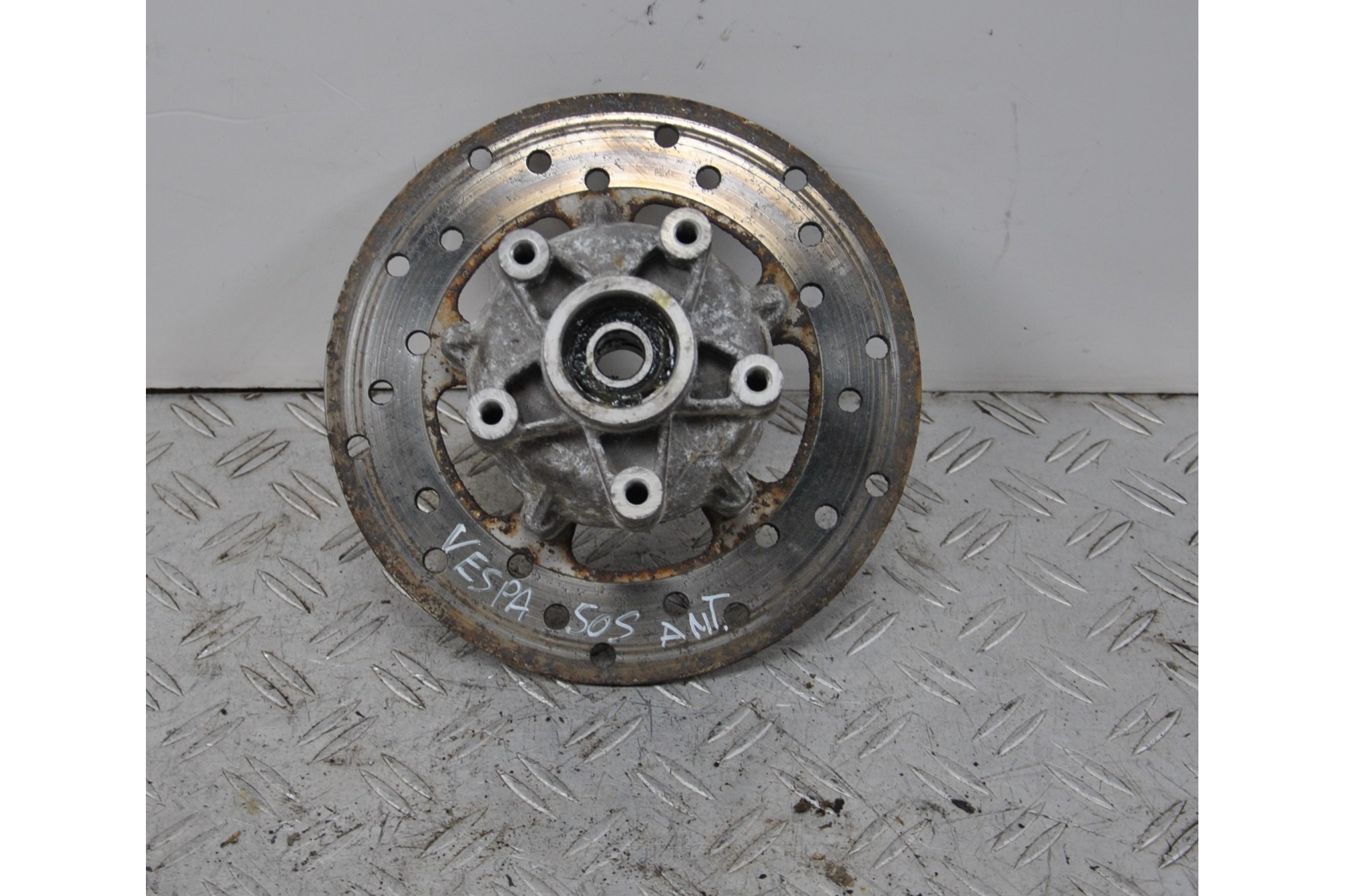 Mozzo Ruota Anteriore Piaggio Vespa 50 S 4T Dal 2007 al 2012  1650613436681