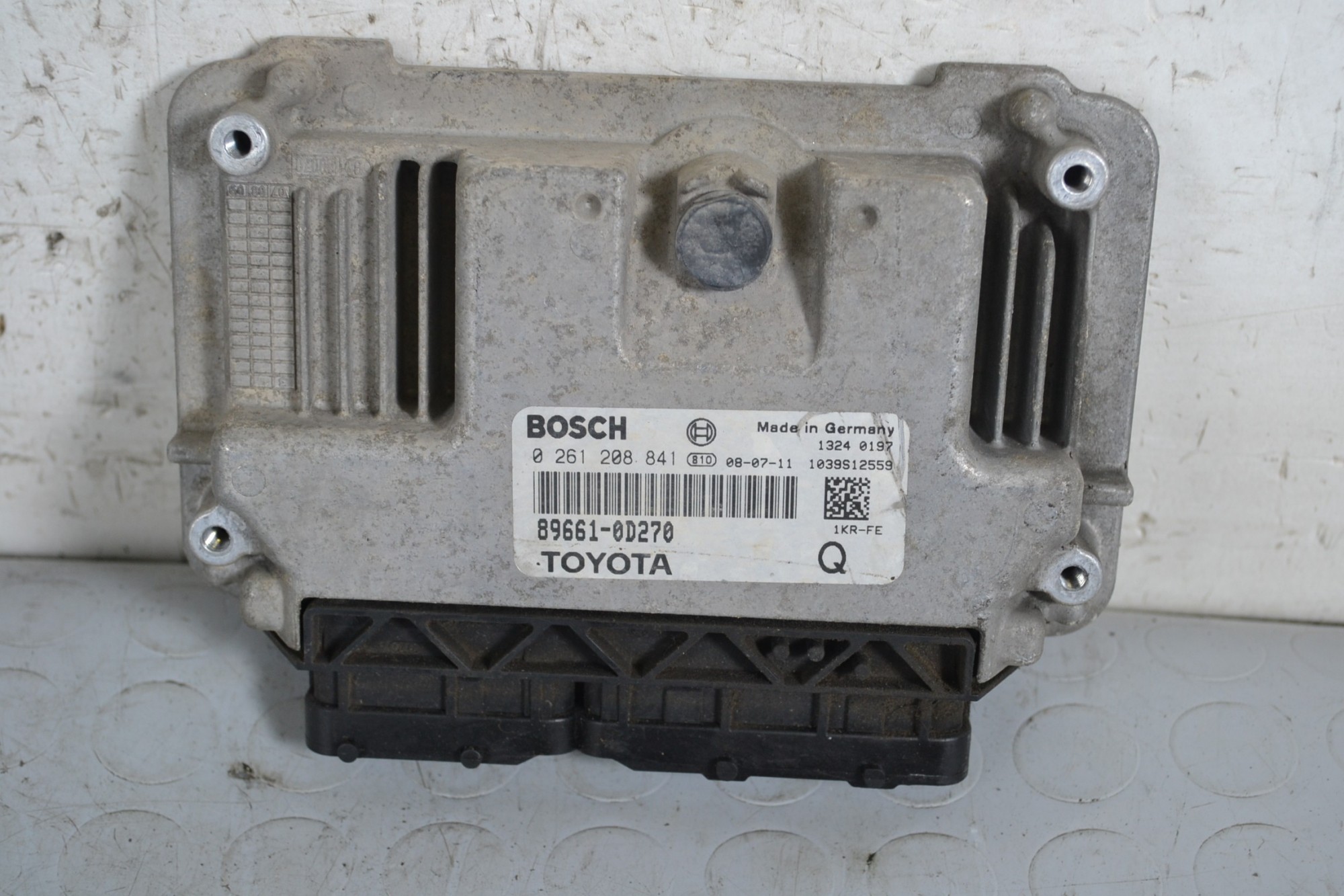 Centralina ECU Toyota Yaris II dal 2005 al 2011 Cod 89661-0d270  1650963424703