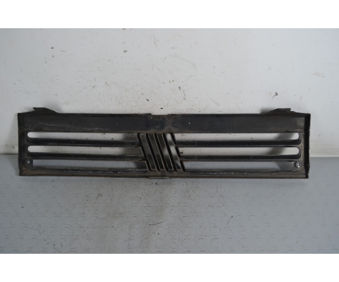 Griglia Anteriore Fiat Panda dal 1986 al 2003 Cod 720632000  1651050796604