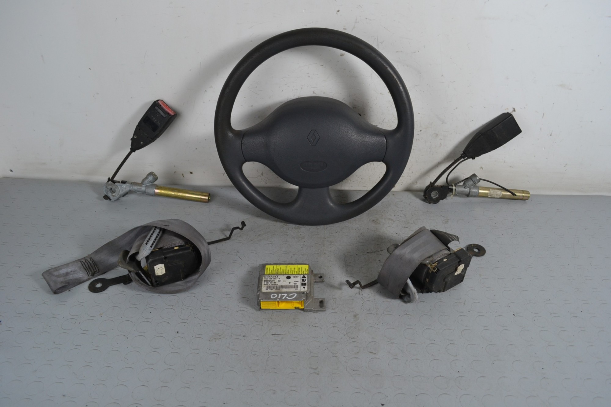 Kit Airbag Renault Clio II dal 1998 al 2001 Cod 7700426752  1651131282088