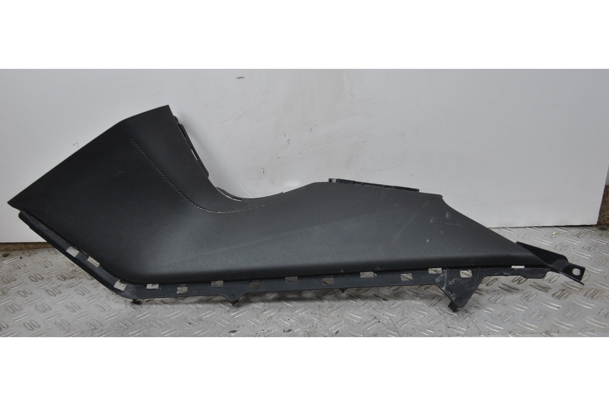 Carena Soprapedana Laterale Sinistro Yamaha T-max Tmax 530 DX Dal 2017 al 2019  1651243664925