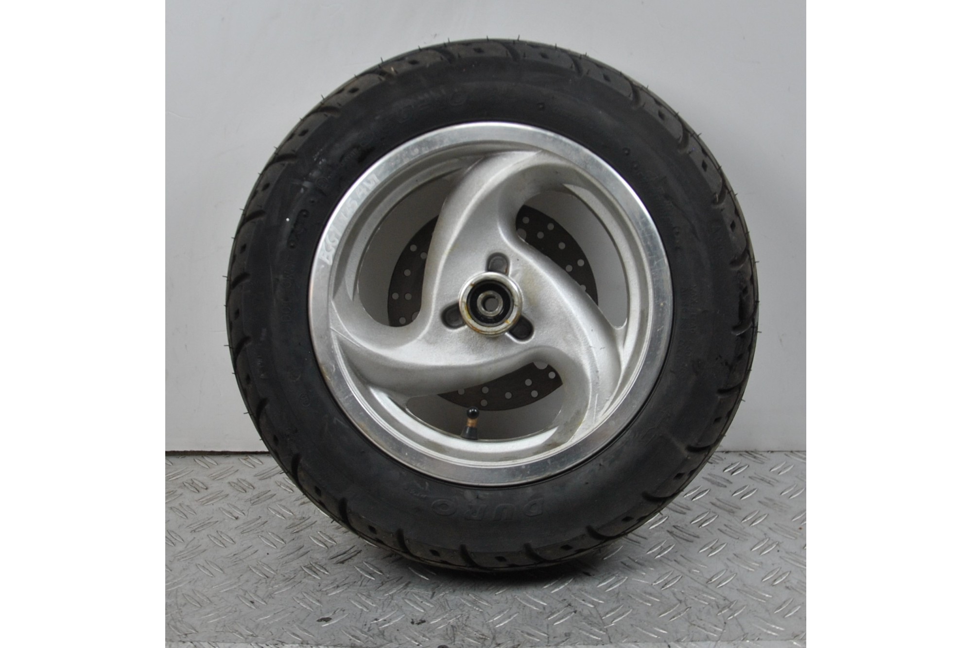 Cerchio Anteriore Linhai Eggy 125 Dal 2007 al 2013  1651670967149