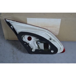 Fanale stop posteriore interno DX Opel Astra J Dal 2009 al 2020 Cod 13306456  1651671617661