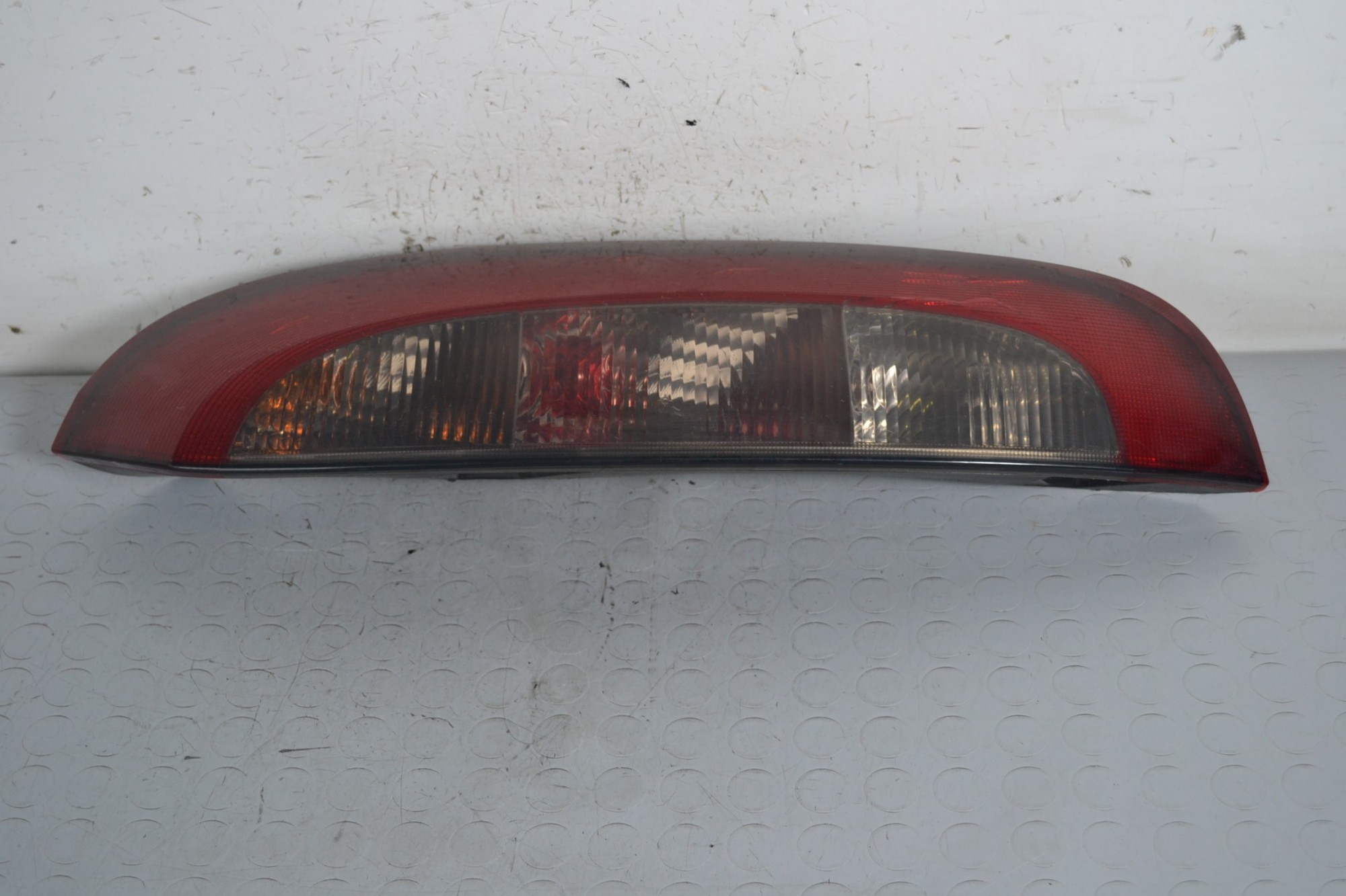 Fanale Stop Posteriore DX Opel Corsa C dal 2000 al 2006 Cod 89302181  1651821717760