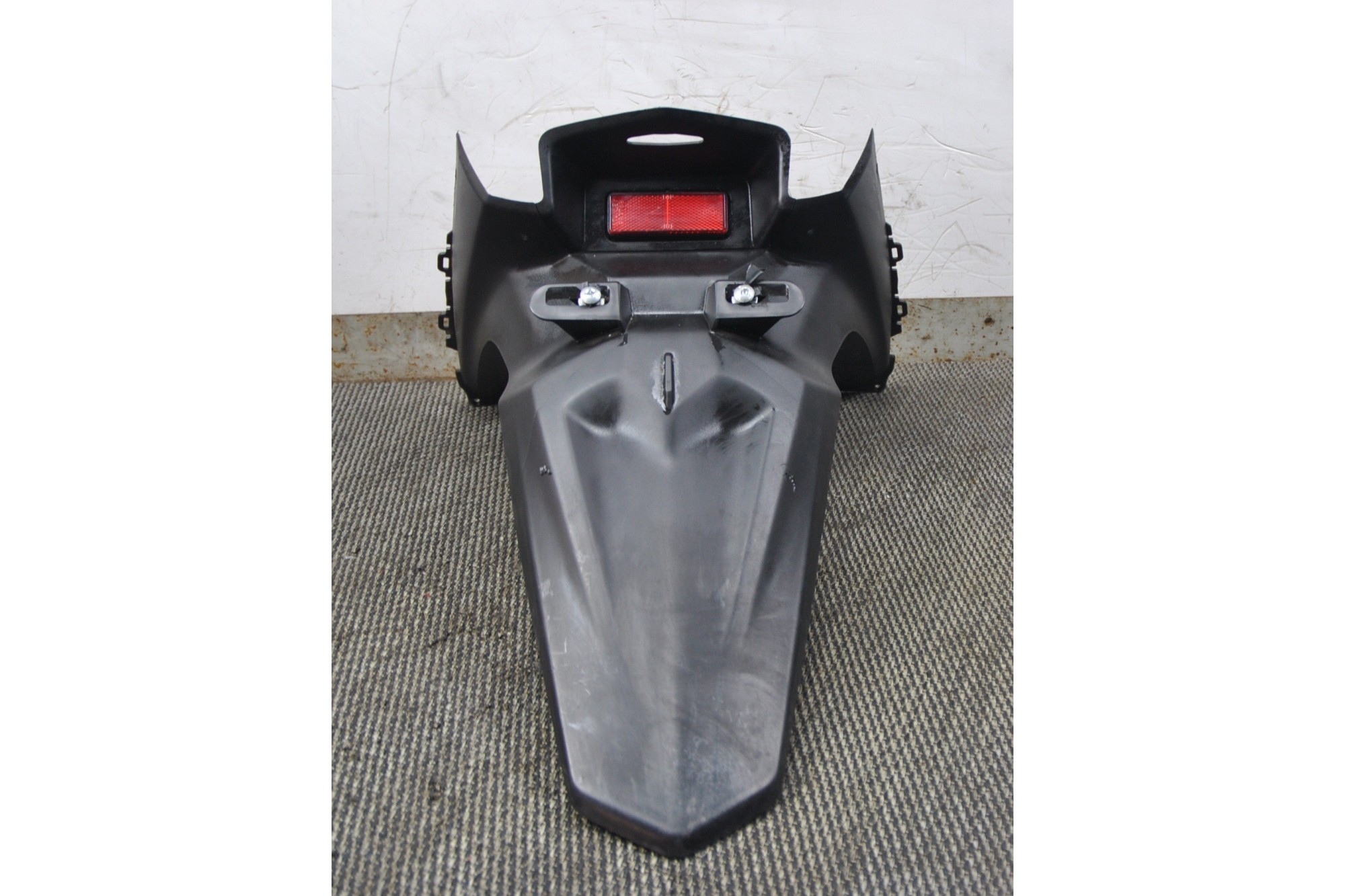 Carena portatarga posteriore Yamaha Tricity 125 dal 2014 al 2019  2400000083979