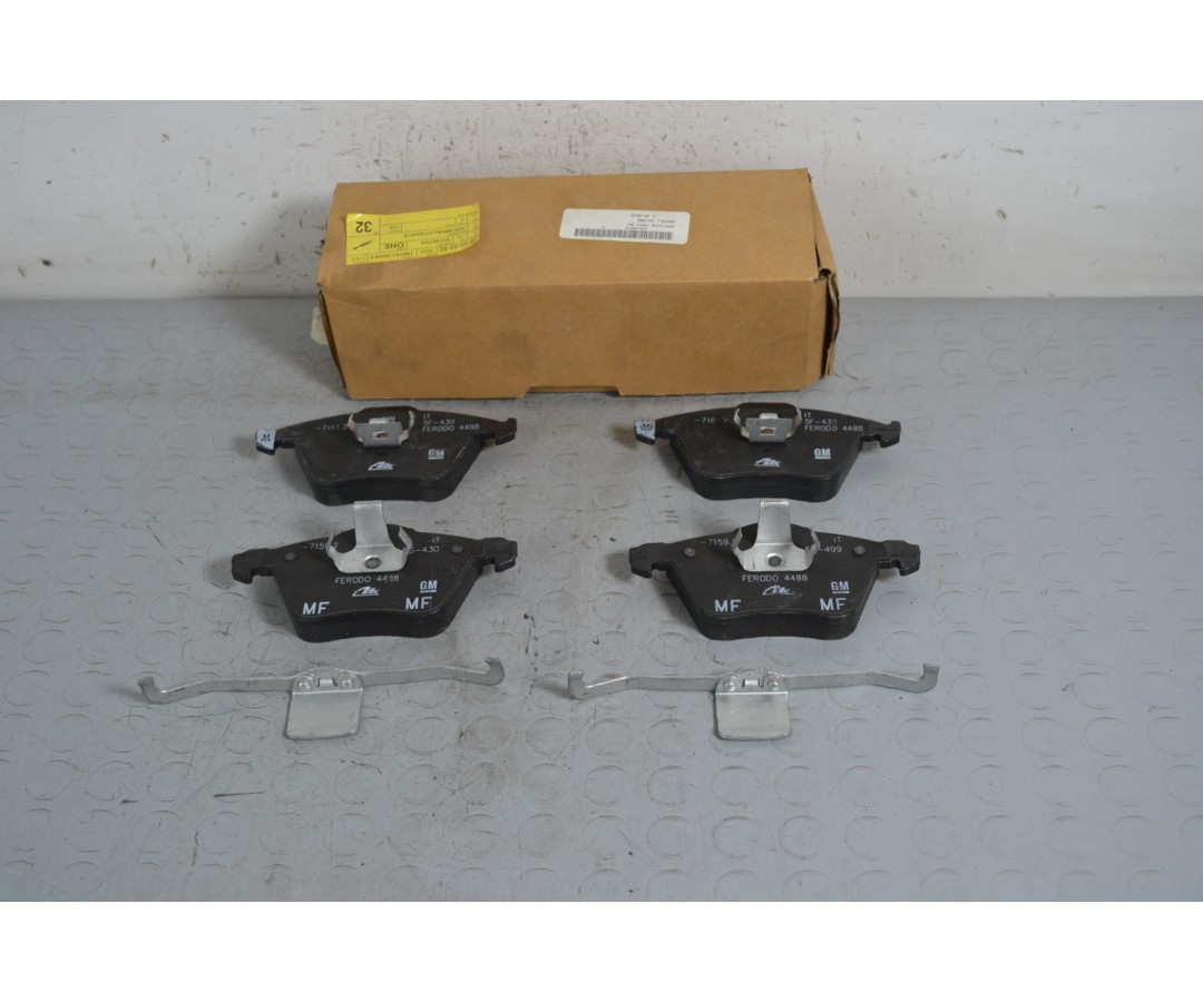 Set Pastiglie Freni Anteriori Saab 9-3 dal 2002 al 2008 Cod 93195754  1652101998008