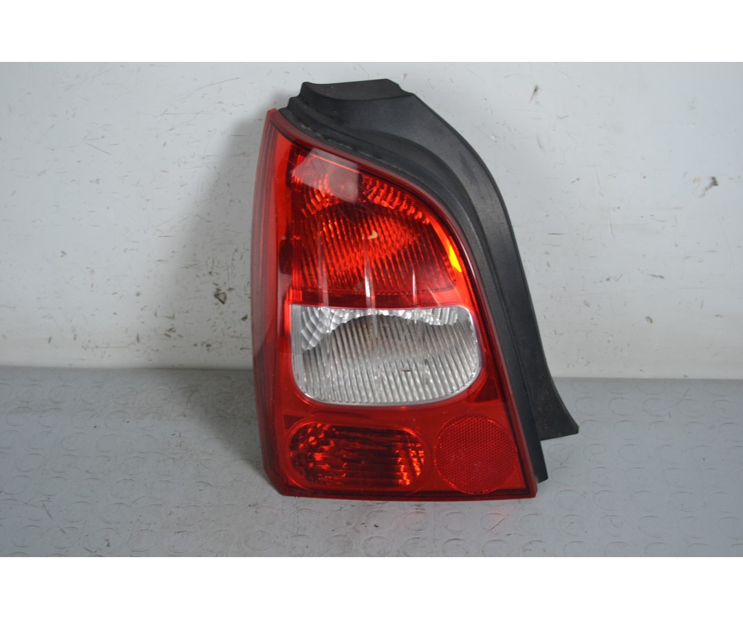 Fanale Stop Posteriore SX Renault Twingo II dal 2007 al 2011 Cod 8200387888  1652345619035