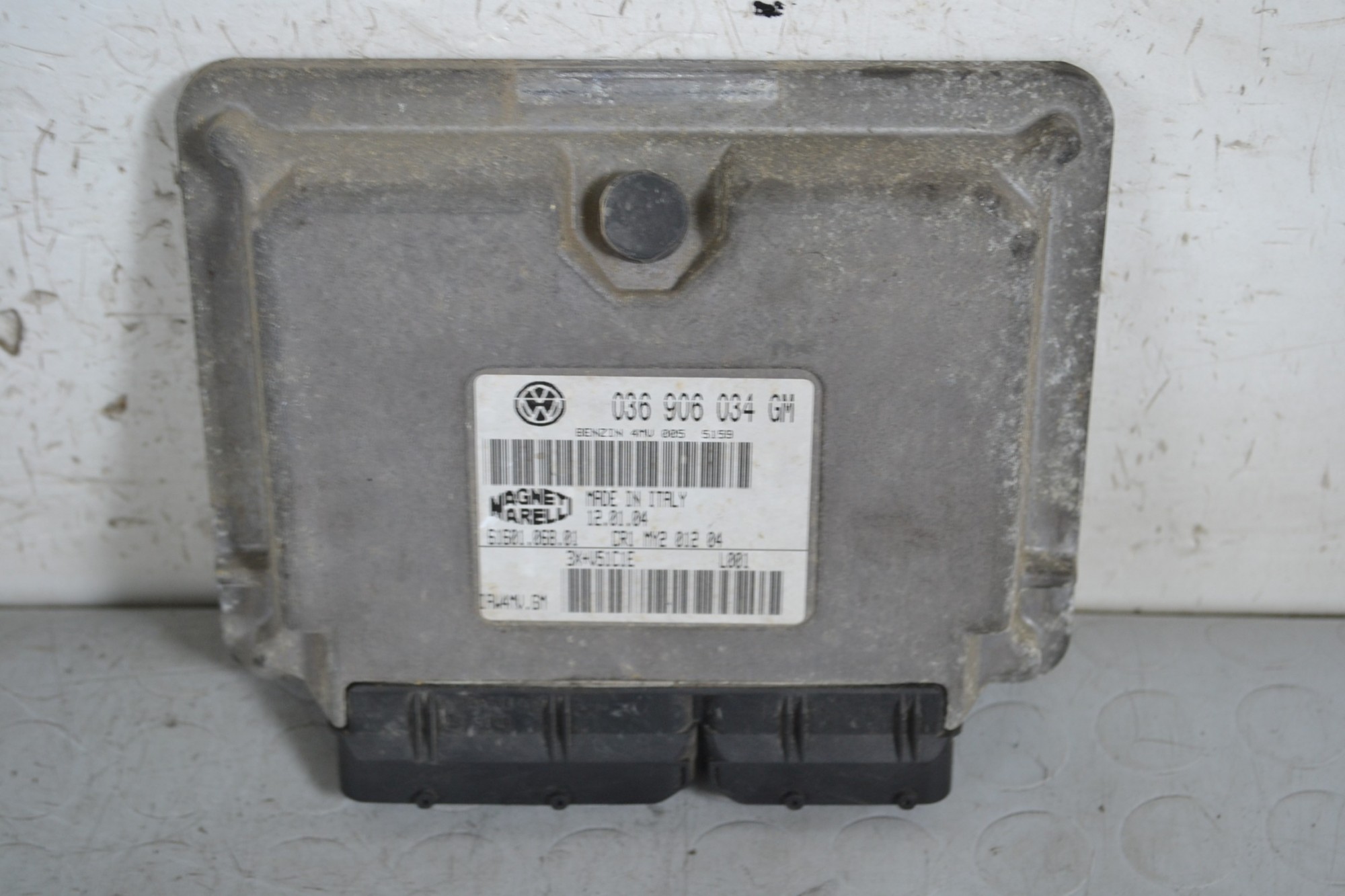 Centralina ECU Volkswagen Polo 9N dal 2001 al 2005 Cod 036906034gm  1652774970219