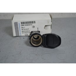 Presa di Corrente Ausiliare Opel Cod 93865913  1652886588647