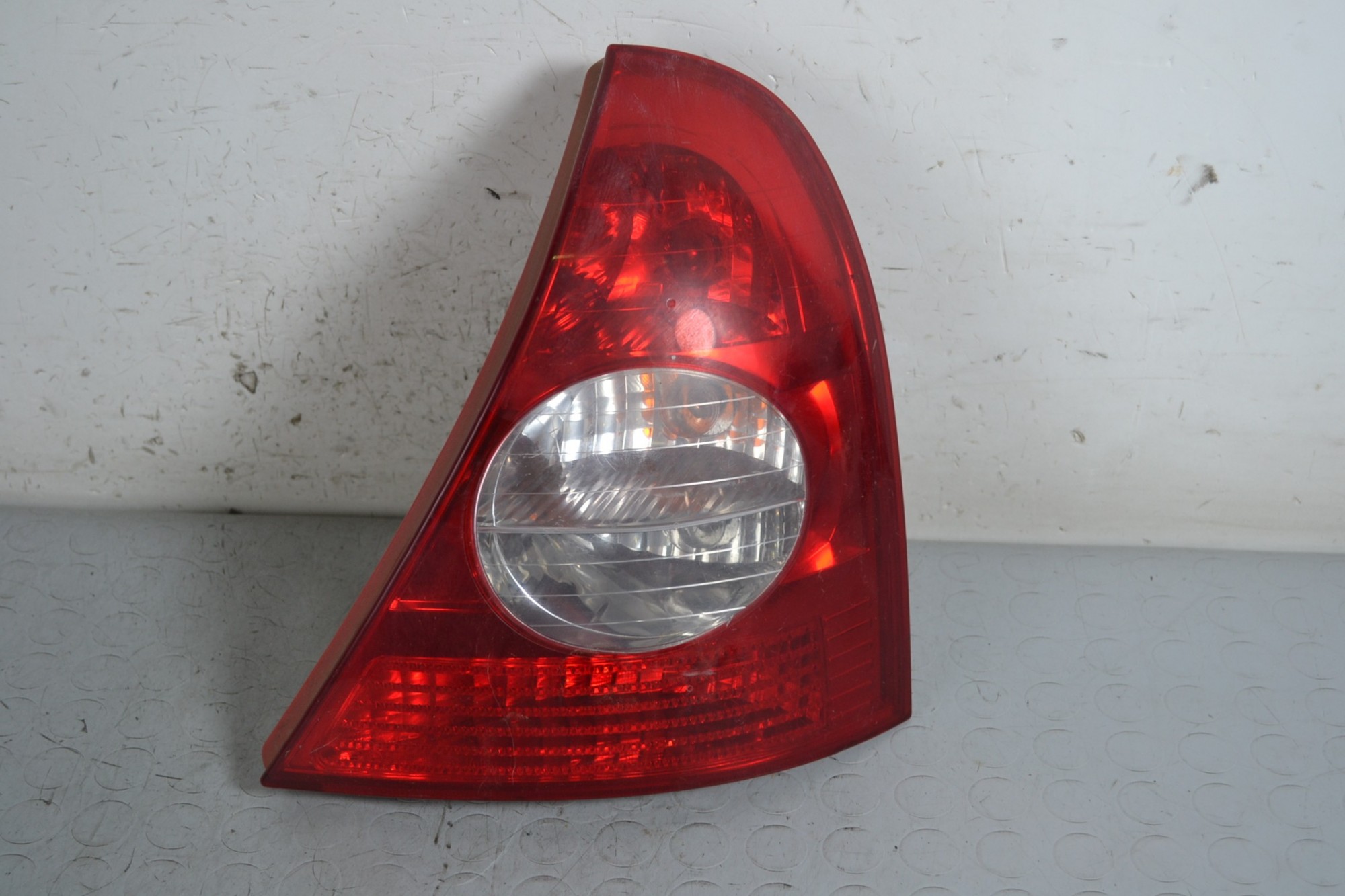 Fanale stop posteriore DX Renault Clio II Dal 1998 al 2012 Cod 8200917487  1653639202001