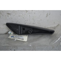 Impugnatura sedile SX Opel Corsa D dal 2000 al 2006 Cod 13286954  1654585201094