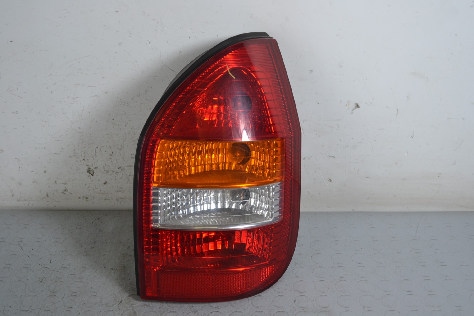 Fanale Stop Posteriore DX Opel Zafira A dal 1999 al 2005 Cod 9117446  1654695769903