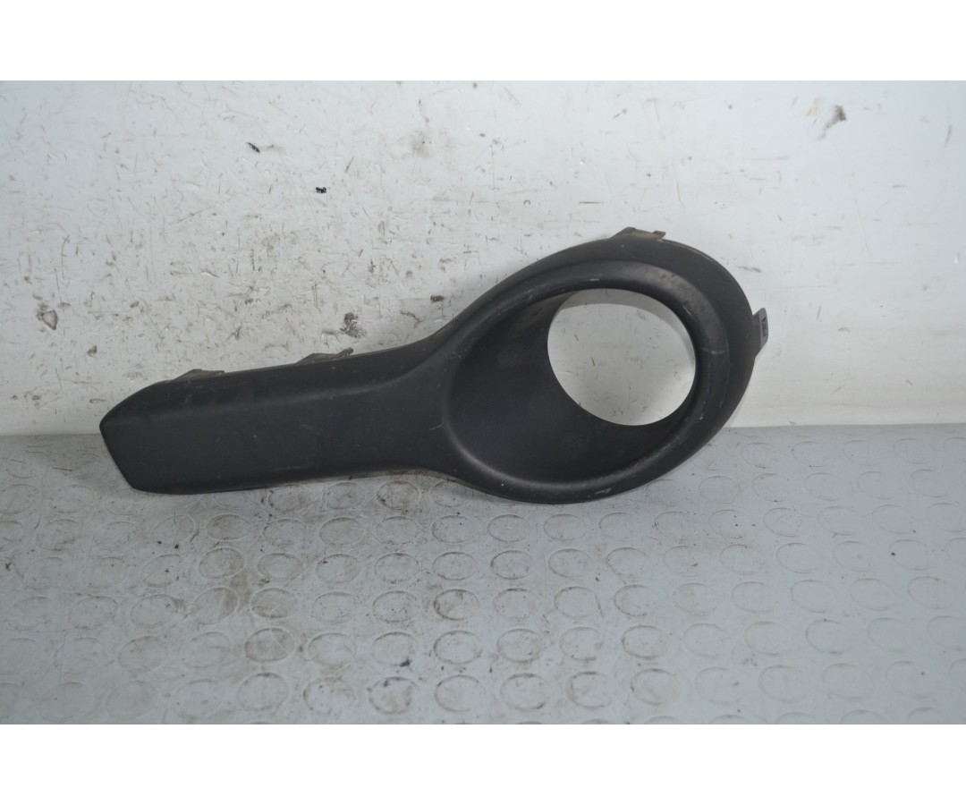 Griglia fendinebbia anteriore DX Opel Agila B Dal 2008 al 2015 Cod 71751-52K1 1655296940005 Griglia fendinebbia anteriore DX Opel Agila B Dal 2008 al 2015 Cod 71751-52K1 1655296940005